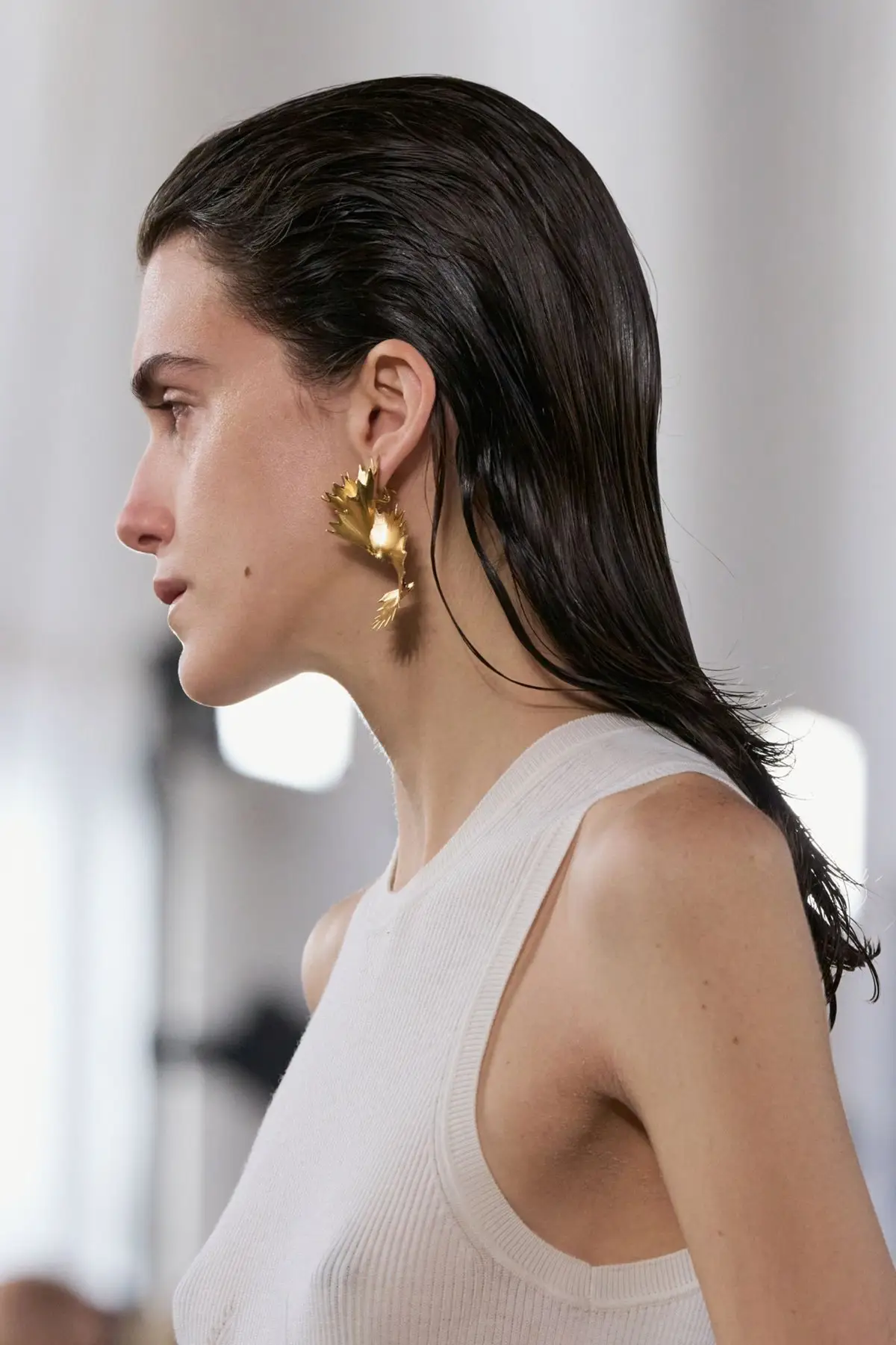 Detail, Look 33. Another shaving.